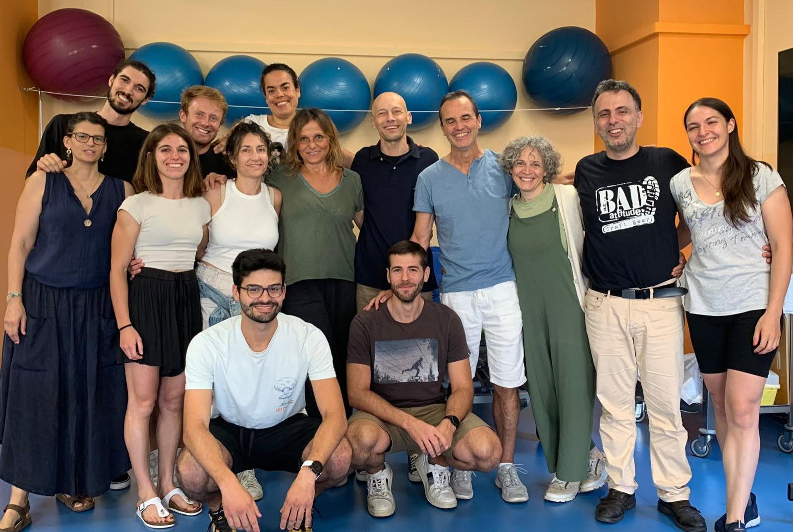 Foto di gruppo dei partecipanti in sala corsi